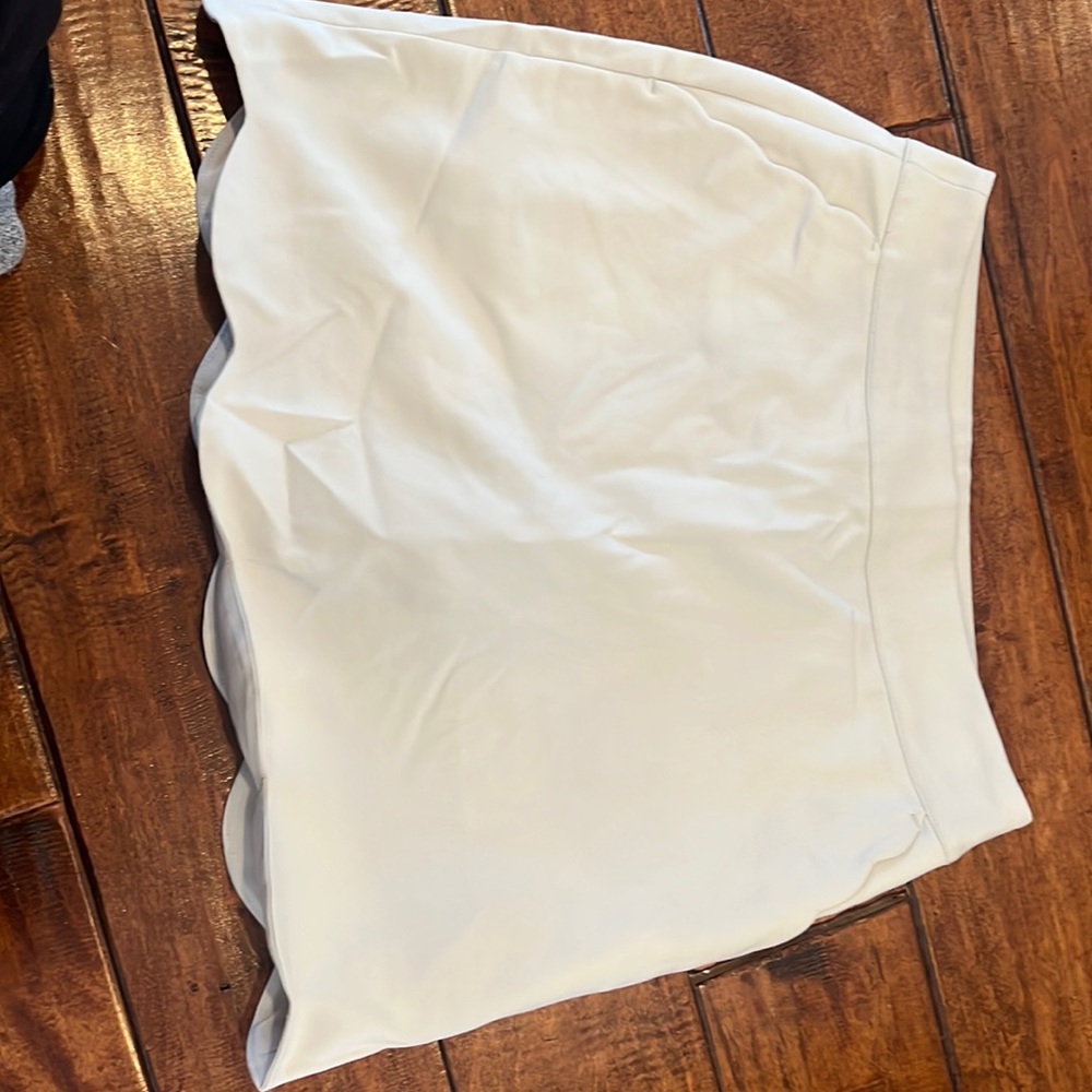 Vineyard Vines skort